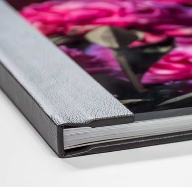 delux-fotoalbumas-akrilo ir juodos odos virselius