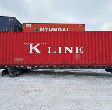 40ft shipping containers for sale in Ontario with winter-ready doors and seals