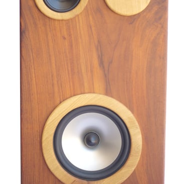 Fölkel Audio Constellation hi-fi speaker left speaker front perspective