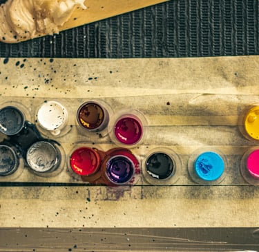 Problema de las tintas de tatuaje prohibidas en España para artistas y estudios profesionales