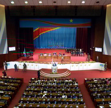 photo illustration, parlement congolais / palais du peuple RDC