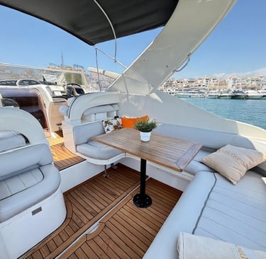 salon de popa targa 37