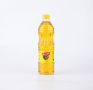 Minyak goreng Amigo 1 liter, minyak goreng jernih dengan harga terjangkau untuk masakan sehari-hari.