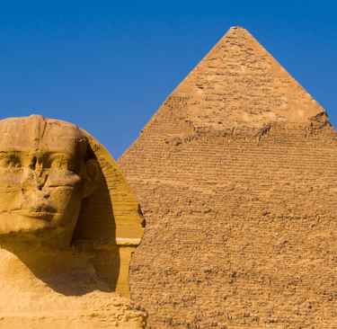 Visitar las Pirámides de Guiza y explorar El Cairo es el sueño de muchos viajeros que desean adentrarse en los misterios del 