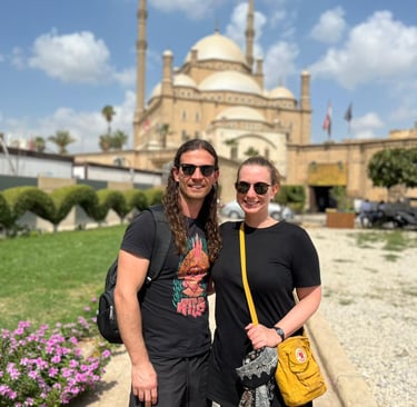  Mezquita de Alabastro en la Ciudadela de El Cairo durante un viaje a Egipto con Hadi, guía que habla español ViajaEgipto