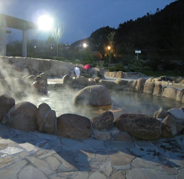 Piscinas termales de Outariz al aire libre en Ourense