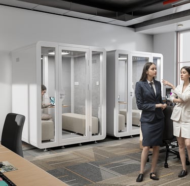 Spacious 2–4 person acoustic pod for team meetings and brainstorming