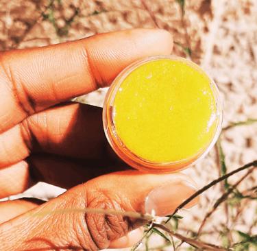turmeric to lighten lips