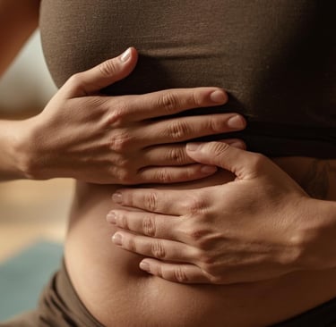 <!-- Peapilt --> <img src="..." alt="Naine praktiseerib diafragmaatilist hingamist, käed kõhul, silm