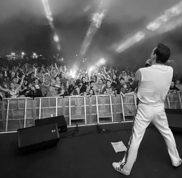 Freddie Mercury tribute singer