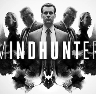 Les 3 personnages de Mindhunter, Holder est au centre.