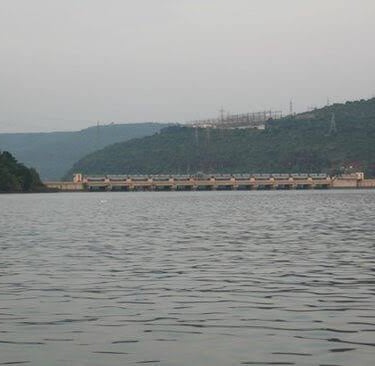 Hyderabad to Srisailam cabs 