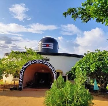 Hyderabad to Srisailam cabs 
