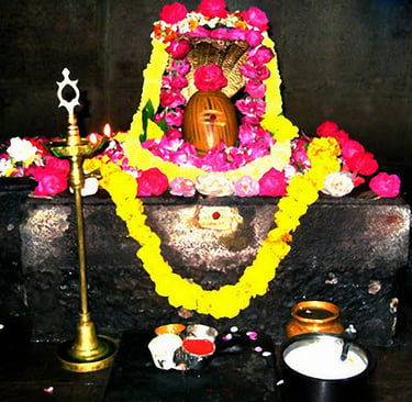 Hyderabad to Srisailam cabs 