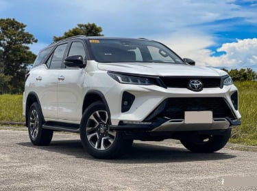 Toyota Fortuner luxury and comfort taxi service in Amritsar to local and outstation for family