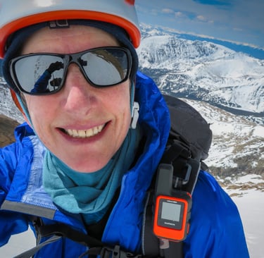 Lisa Foster wearing the Garmin inReach Mini 2 in Rocky Mountain National Park
