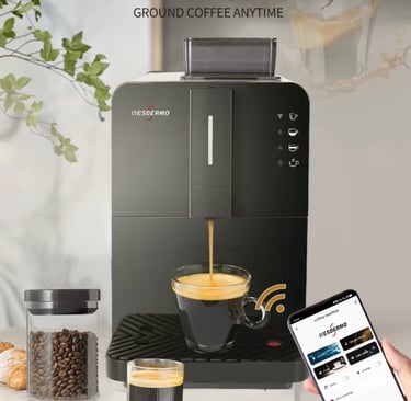 Automatic bean-to-cup coffee machine brewing fresh espresso