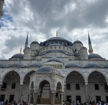 Courtyard Yeni Camii Mosque in Istanbul Turkiye