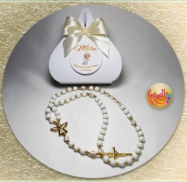 Krunice s imenom – personalizirani poklon za krštenje