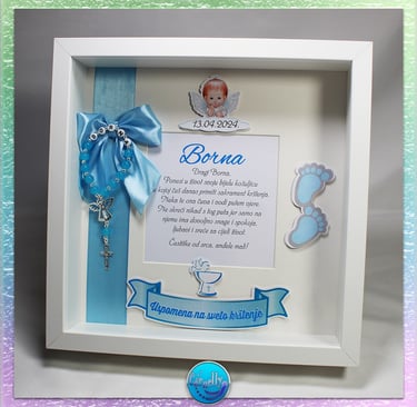 Elegantni dekorativni detalji na personaliziranim okvirima za krštenje