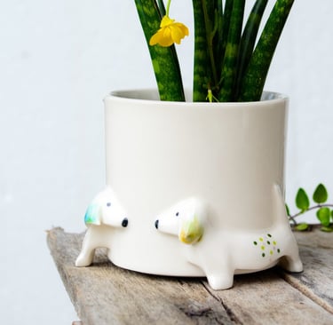 Doxie Mom Dachshund Planter Dog White Ceramic Planter Porcelain, Doxie Wiener Dachshund Gift, 