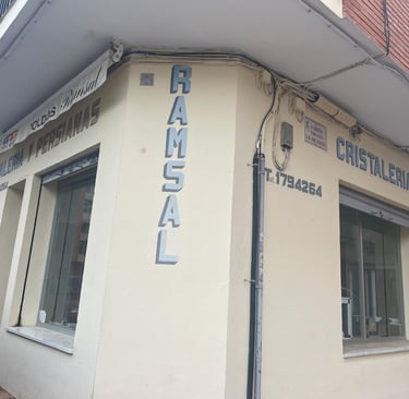 Cristalería Ramsal en Almussafes: especialistas en ventanas, toldos, persianas y espejos a medida.