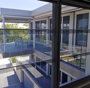 Window and balustrade cleaning 