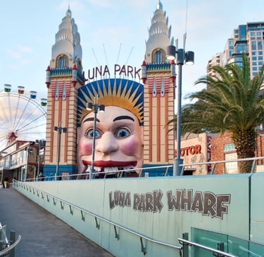 St Kilda Beach & Luna Park, Melbourne