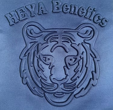 Textured 3D embossed tiger design, showcasing a strong and premium visual impact.