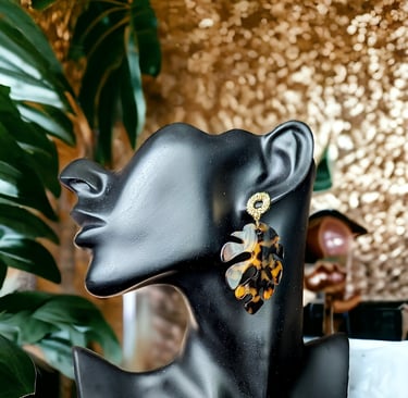 boucles d'oreilles acrylique