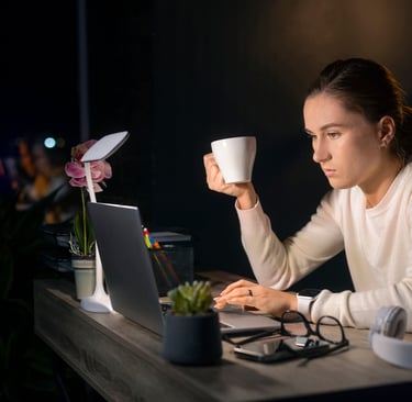 woman-caffeine-nightshift