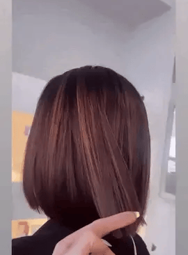 gif. cheveux femme coiffure de dos