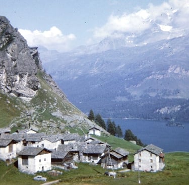 By Donald Judge - 1969 Switzerland Village, CC BY 2.0, https://commons.wikimedia.org/w/index.php?curid=115111622
