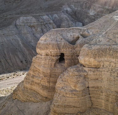 the dead sea scroll cave