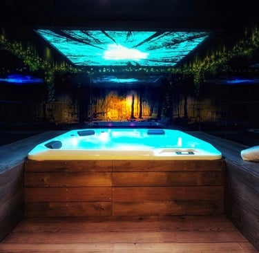 Le spa jacuzzi privatif de la love room Bretagne l'expérience enchanteresse