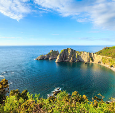 A picturesque view of Asturias' coastline, showcasing its natural beauty.
