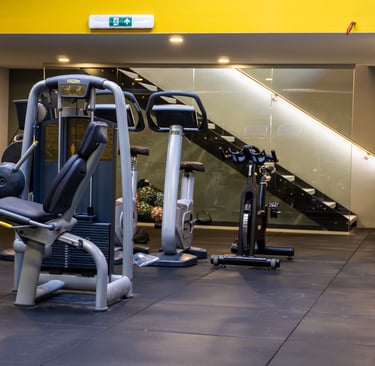 Attrezzature da palestra per allenamenti cardio e di forza nella palestra Move 2 Grow San Siro   