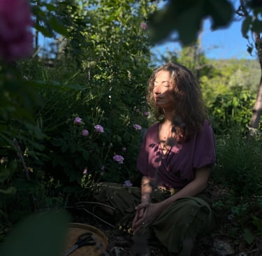 marta mezzino in the roses field