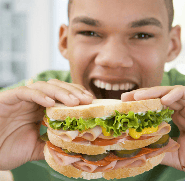 Quoi manger en période d'adolescence