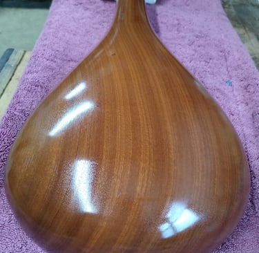 Gittern in Mahogany