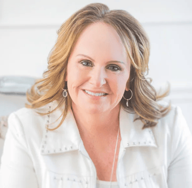 Lori Stohs, Human Capital Strategy and HR Expert