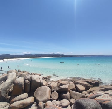 crystal clear water of Bay of Fires beach in East Tasmania