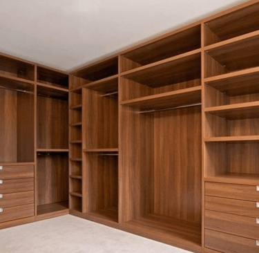 غرف ملابس مودرن وتقسيمات داخليه مصنعه علي حسب الطلبdressing room