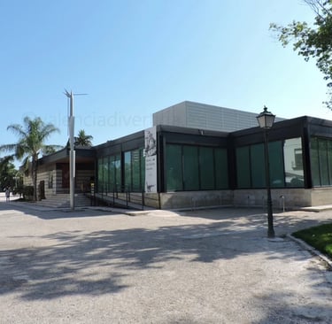 Facade of the Natural Sciences Museum in Los Viveros, Valencia