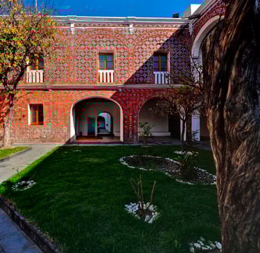 Patio de ex Convento Santa Mónica en Puebla