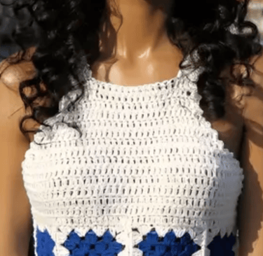 Top Bluewhite fait main au crochet par cachalabibi