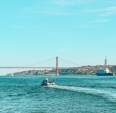 Belem Bridge inspired by San Francisco Bridge