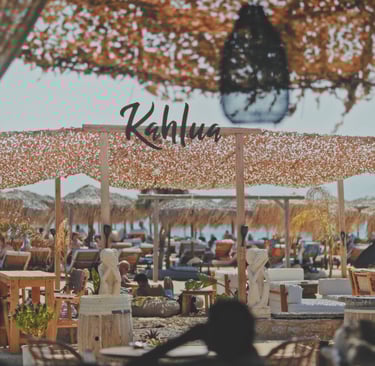 the beach lounge at Kahlua Jungleroom