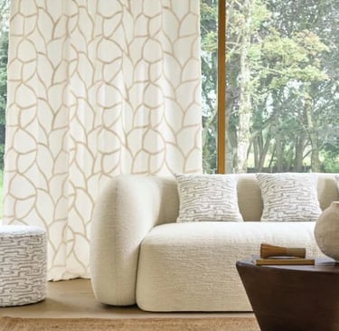 Canapé courbe, rideau et pouf tissu CAMENGO