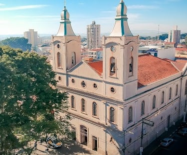 Gestão de redes sociais para cirurgião plástico em Tatuí